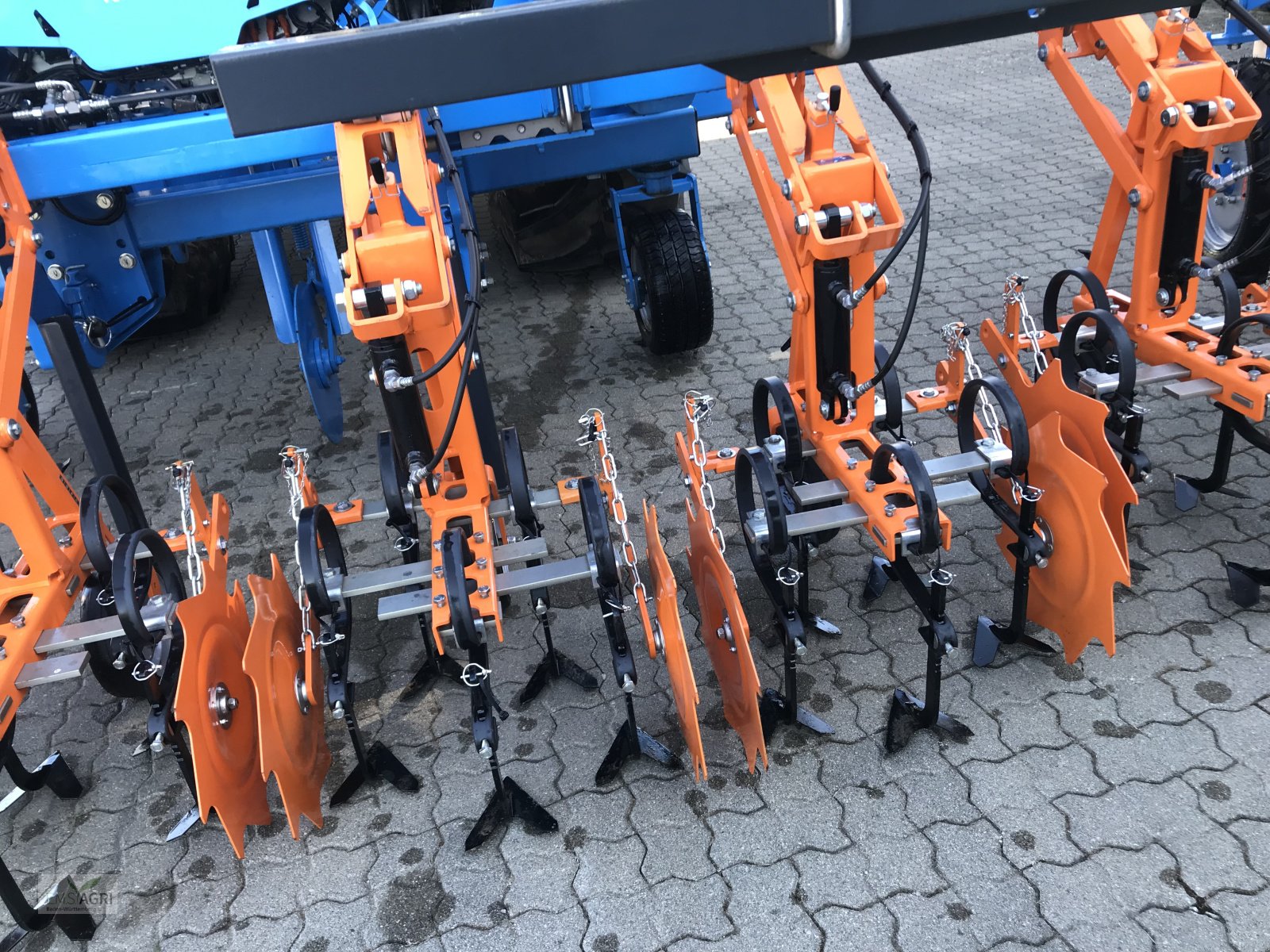 Striegeltechnik & Hacktechnik des Typs Schmotzer KPPPH-H-8-75 AV5HPSC, Neumaschine in Vöhringen (Bild 4)