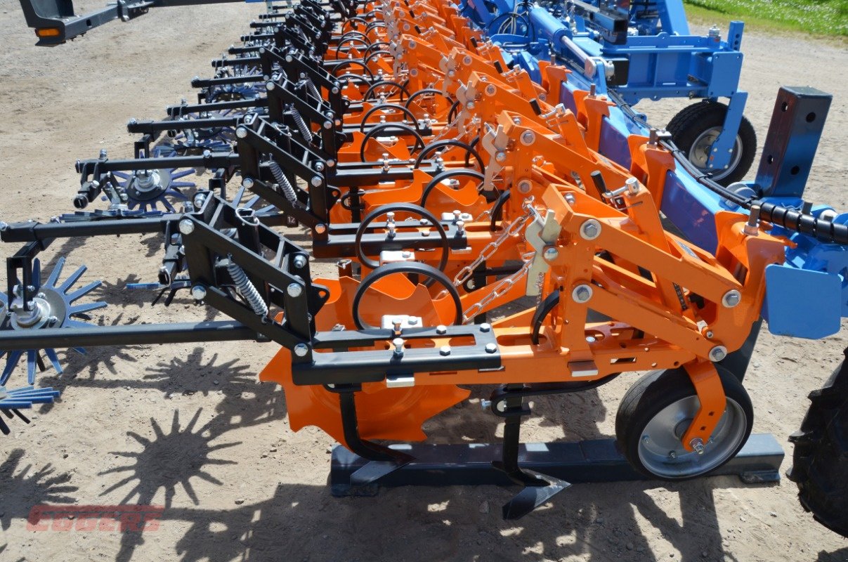 Striegeltechnik & Hacktechnik of the type Schmotzer Venterra 2K 12x50 KPP-M, Neumaschine in Suhlendorf (Picture 9)