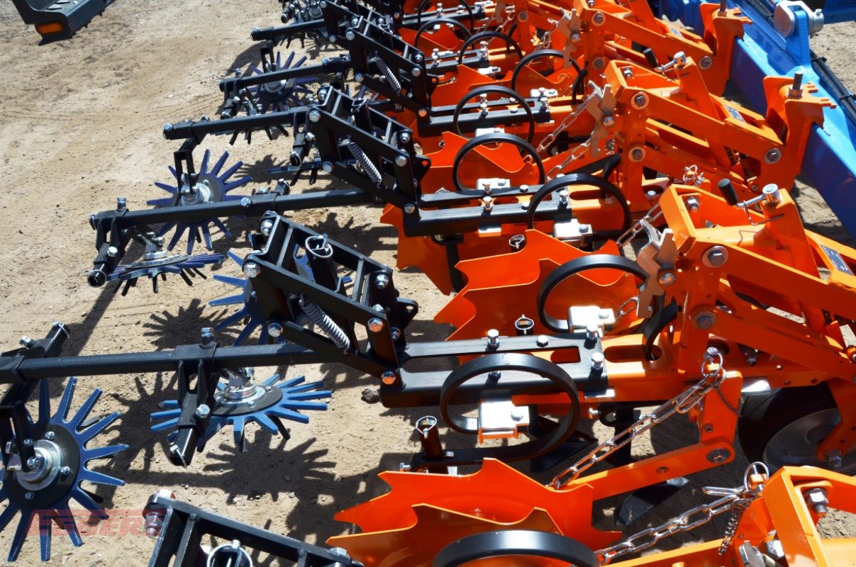 Striegeltechnik & Hacktechnik of the type Schmotzer Venterra 2K 12x50 KPP-M, Neumaschine in Suhlendorf (Picture 10)