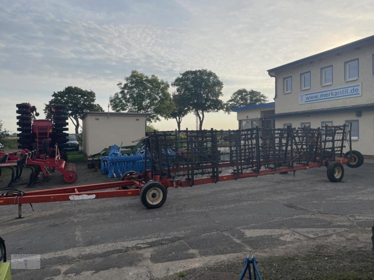 Striegeltechnik & Hacktechnik типа Sonstige Farm King Strohstriegel 18m, Gebrauchtmaschine в Pragsdorf (Фотография 2)