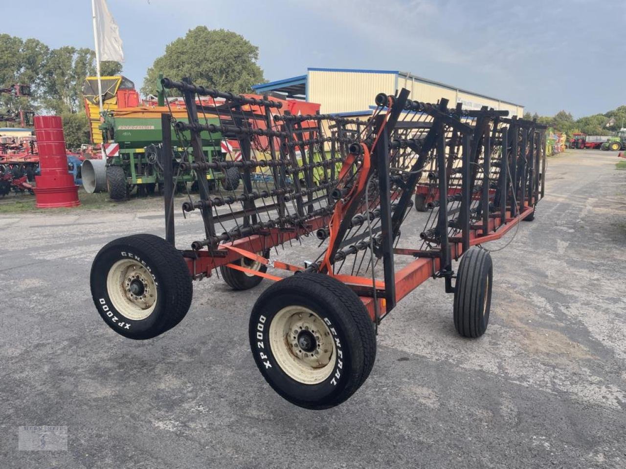 Striegeltechnik & Hacktechnik типа Sonstige Farm King Strohstriegel 18m, Gebrauchtmaschine в Pragsdorf (Фотография 6)