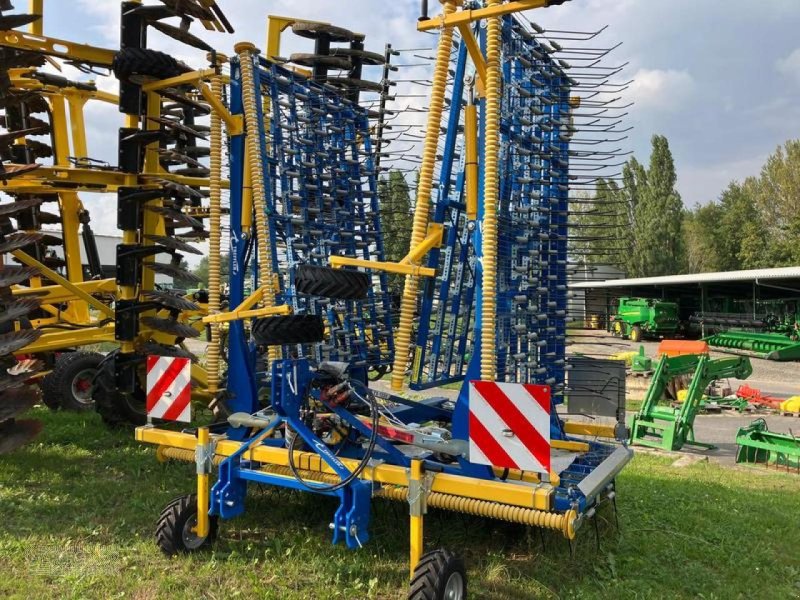 Striegeltechnik & Hacktechnik des Typs Sonstige TS1220 TREFFLER PRÄZISIONSHACKSTRI, Neumaschine in Jahnatal (Bild 1)