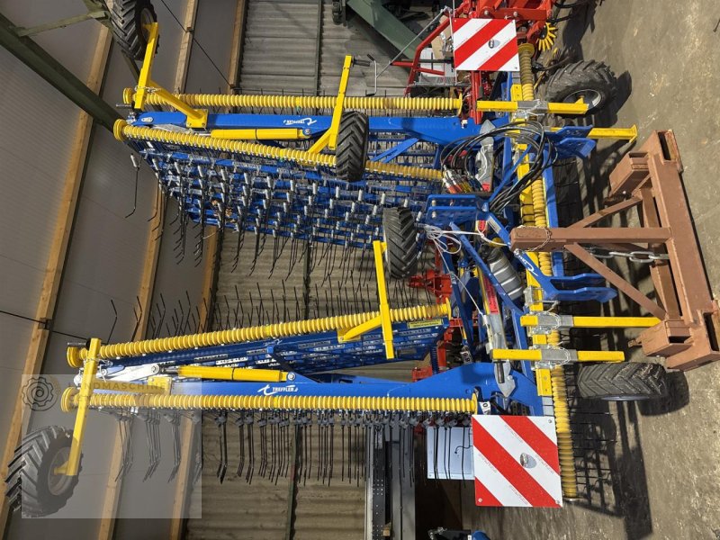 Striegeltechnik & Hacktechnik Türe ait Treffler TS 1220 5-teilig, Neumaschine içinde Wöhrden