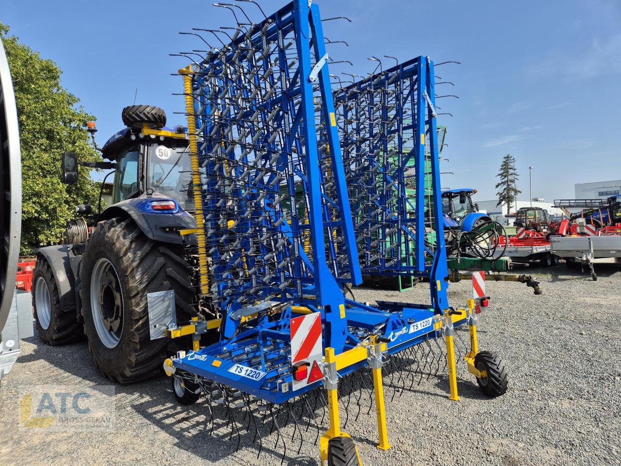 Striegeltechnik & Hacktechnik typu Treffler TS 1220 M3 elektrohydr., Neumaschine w Groß-Gerau (Zdjęcie 4)
