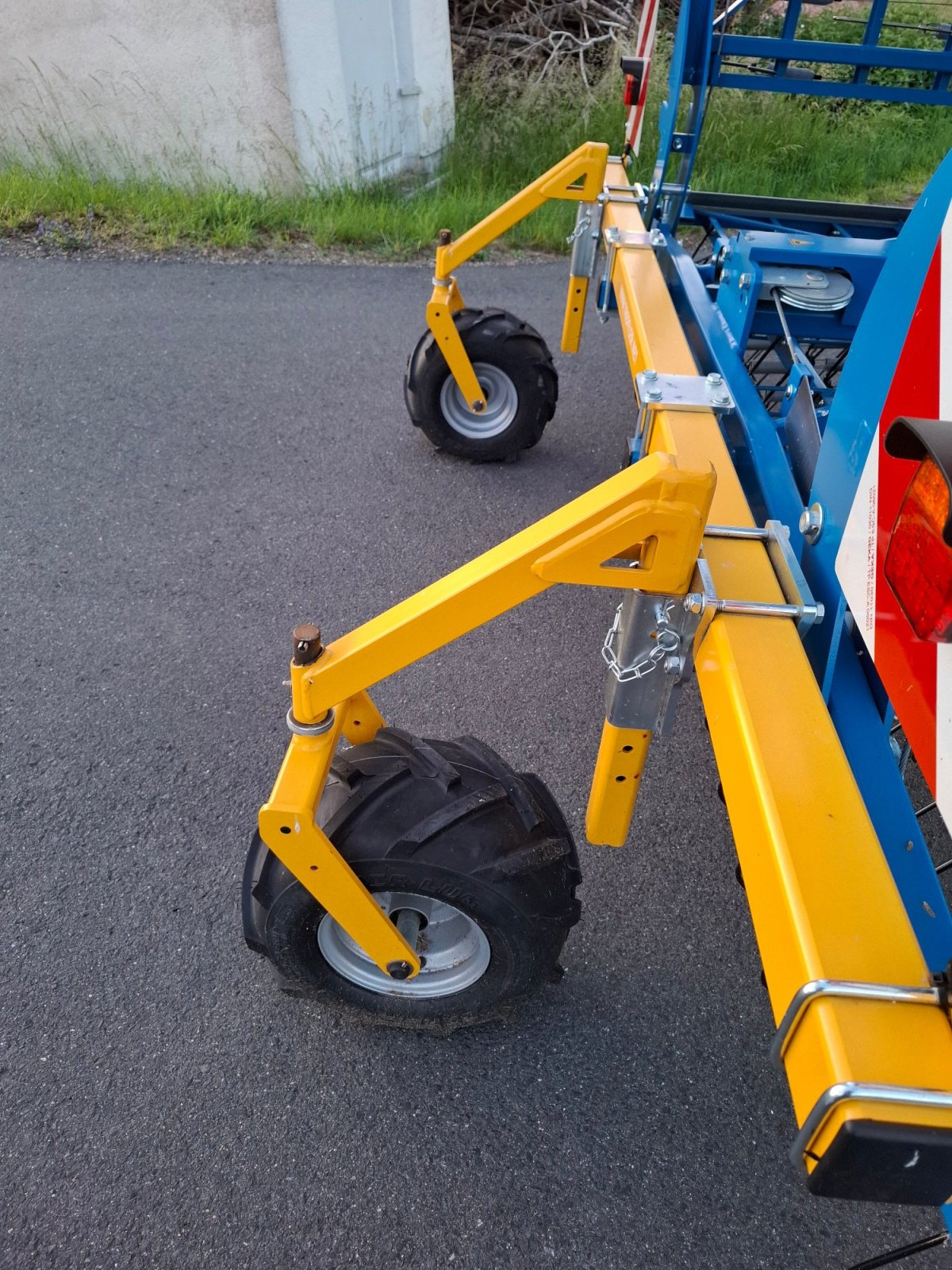 Striegeltechnik & Hacktechnik des Typs Treffler TS 920 M3 5N, Neumaschine in Fuchsmühl (Bild 6)