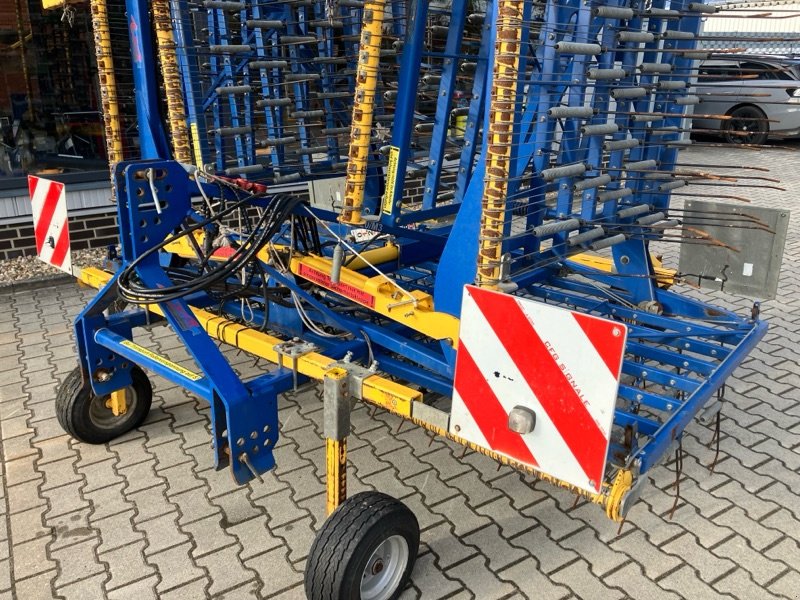 Striegeltechnik & Hacktechnik of the type Treffler TS1220 M3, Gebrauchtmaschine in Klein Berßen (Picture 2)