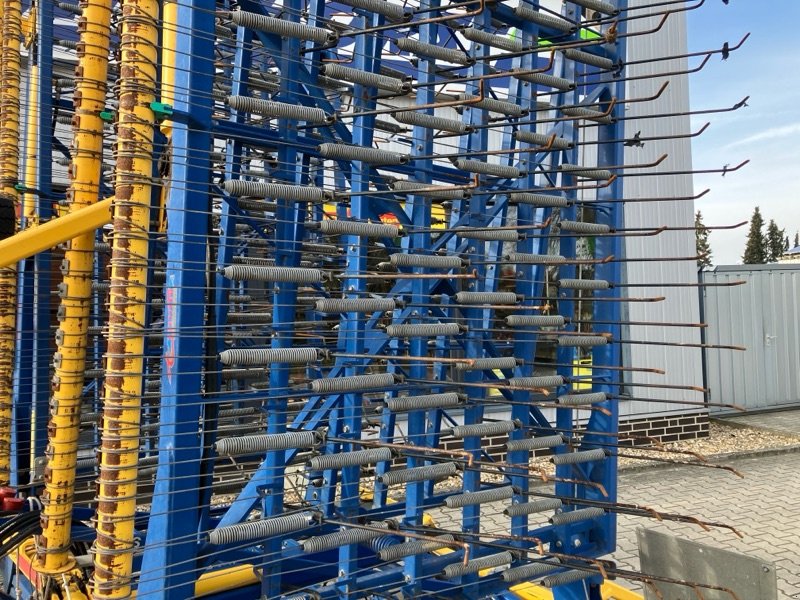 Striegeltechnik & Hacktechnik of the type Treffler TS1220 M3, Gebrauchtmaschine in Klein Berßen (Picture 7)