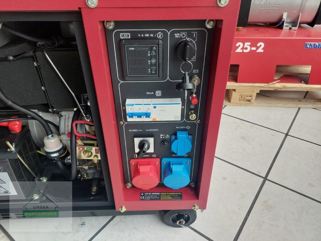 Stromaggregat типа Sonstige STROMERZEUGER T9000FULL DIESEL AVR, Neumaschine в Haag (Фотография 4)