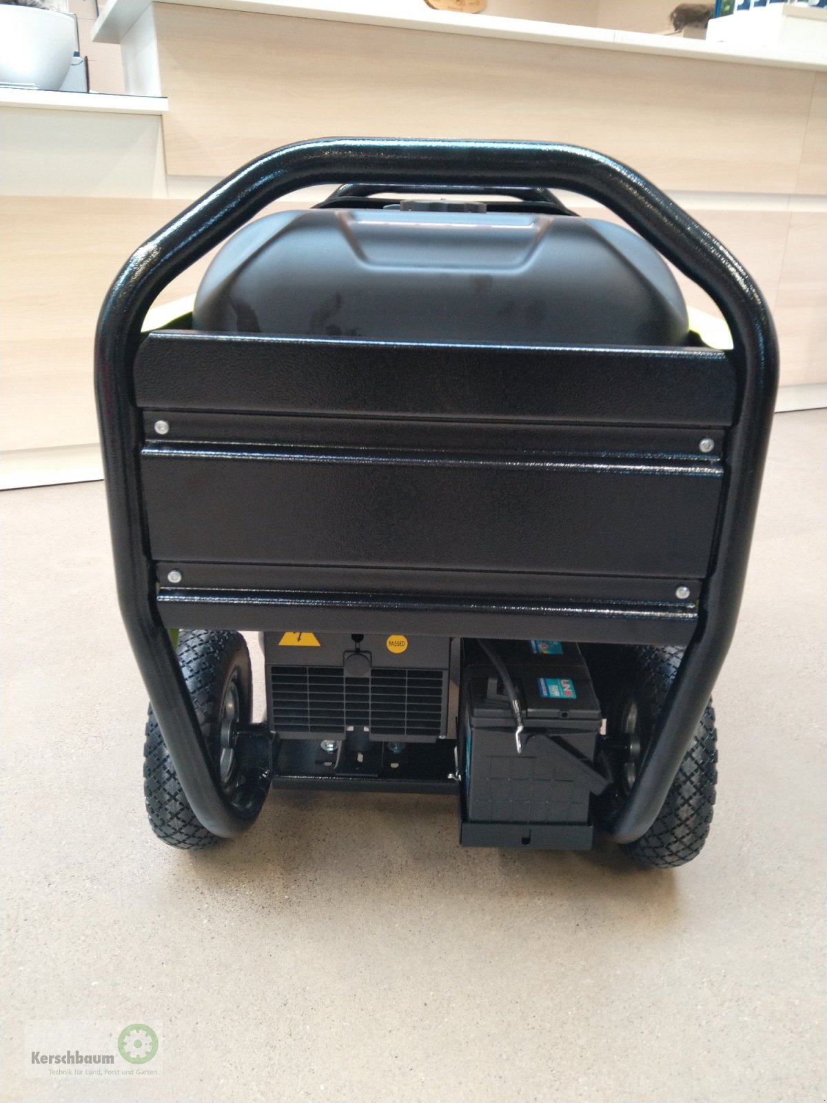 Stromerzeuger του τύπου Pramac S8000 AVR E-Start Stromerzeuger, Neumaschine σε Adelsdorf (Φωτογραφία 7)