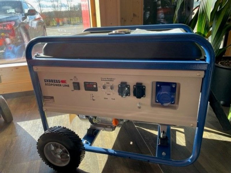 Stromgenerator des Typs Endress Stromerzeuger ESE 6000 BS, Neumaschine in Starrein (Bild 1)