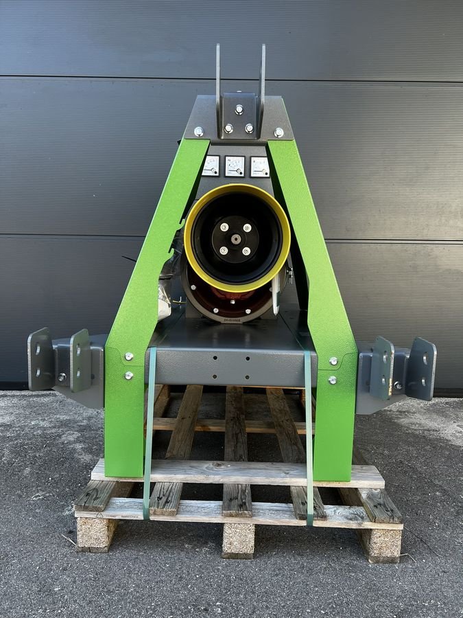 Stromgenerator of the type Green Energy EY-30TCS-AVR-ISO-IP, Neumaschine in Pischelsdorf (Picture 2)