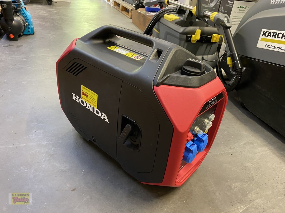 Stromgenerator of the type Honda EU 32 i, Neumaschine in Kötschach (Picture 1)