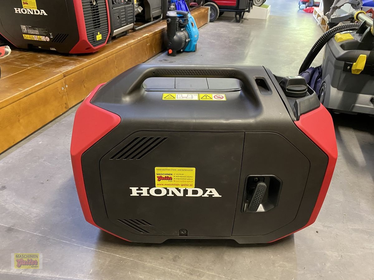 Stromgenerator of the type Honda EU 32 i, Neumaschine in Kötschach (Picture 12)