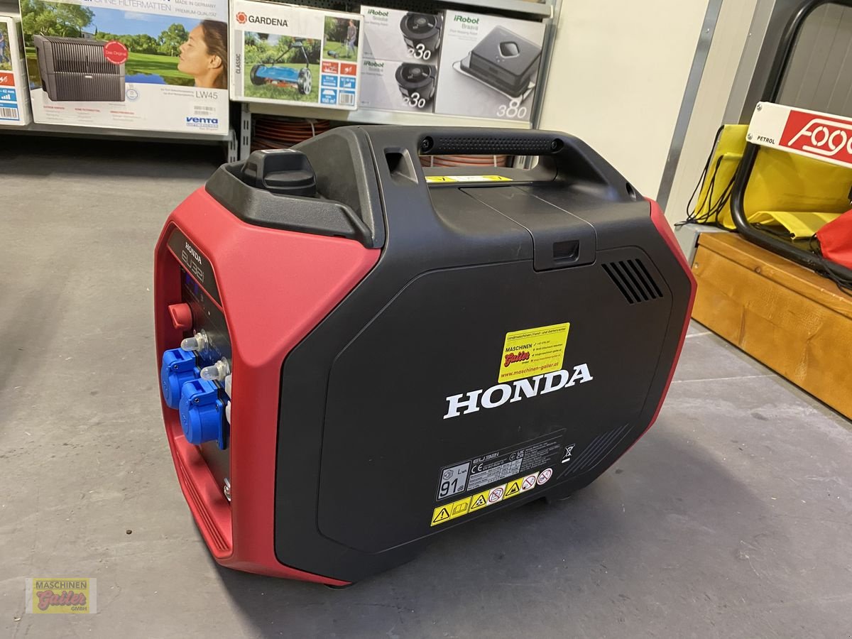 Stromgenerator of the type Honda EU 32 i, Neumaschine in Kötschach (Picture 13)