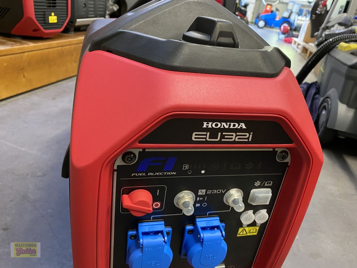 Stromgenerator of the type Honda EU 32 i, Neumaschine in Kötschach (Picture 2)