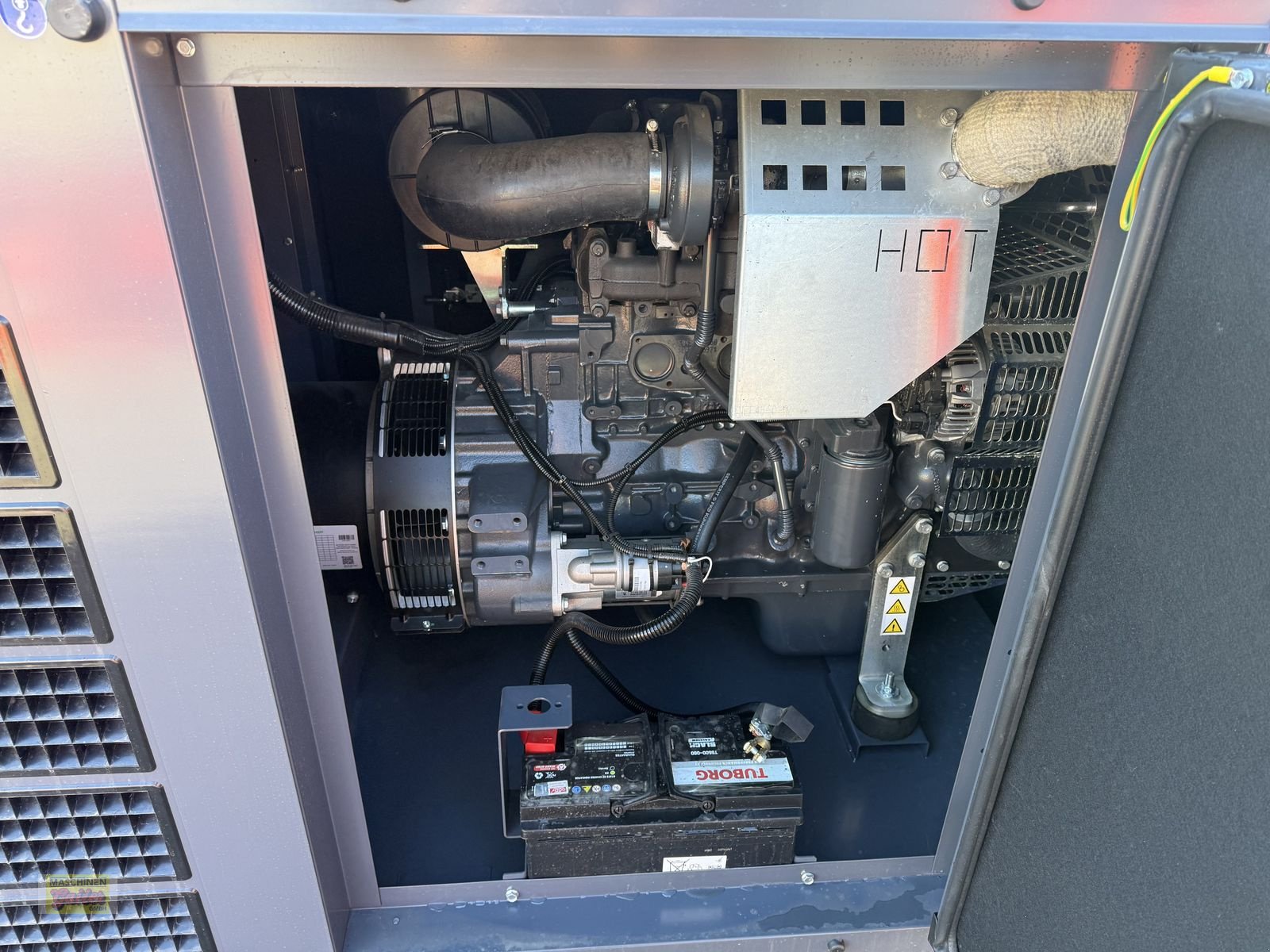 Stromgenerator of the type Iveco FD 60 I-ST, Neumaschine in Kötschach (Picture 8)