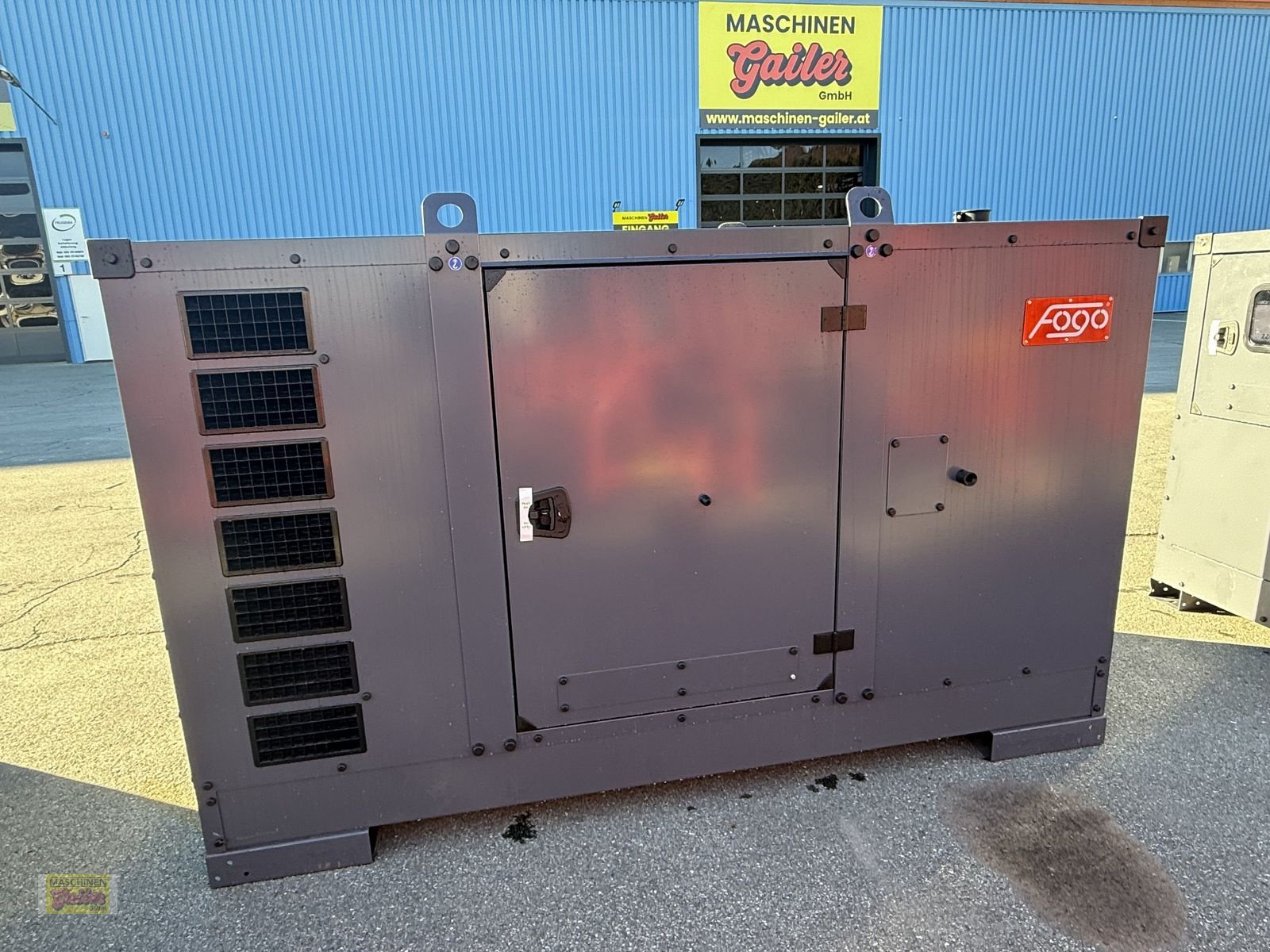 Stromgenerator of the type Iveco FOGO FD 100 I-ST mit Steckdosenpaket, Neumaschine in Kötschach (Picture 8)