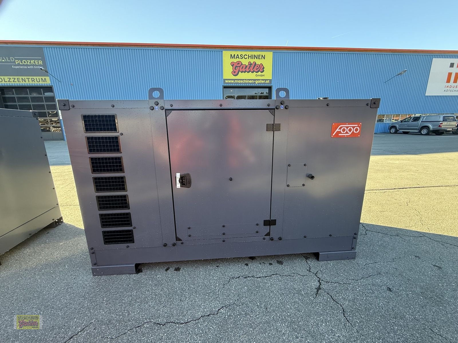 Stromgenerator of the type Iveco FOGO FD 125 I-ST mit Steckdosenpaket, Neumaschine in Kötschach (Picture 8)