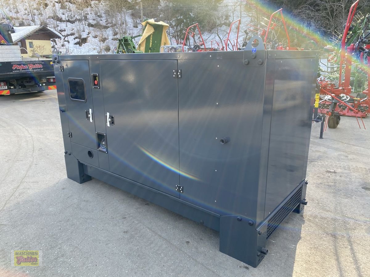 Stromgenerator of the type Iveco FOGO MG-Power 100/110KVA, Neumaschine in Kötschach (Picture 15)