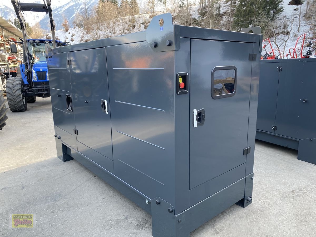 Stromgenerator of the type Iveco FOGO MG-Power 125 KVA, Neumaschine in Kötschach (Picture 8)