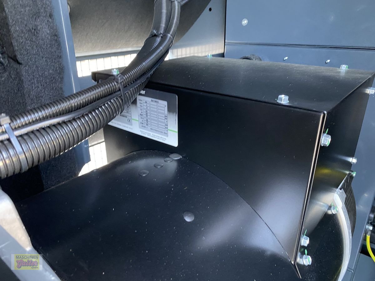Stromgenerator of the type Iveco FOGO MG-Power 125 KVA, Neumaschine in Kötschach (Picture 12)