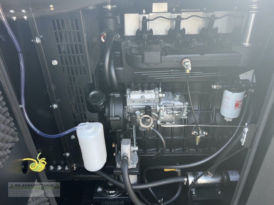 Stromgenerator of the type LUCLA 55KVA 65KVA Stromerzeuger Notstrom, Neumaschine in Langensendelbach (Picture 11)