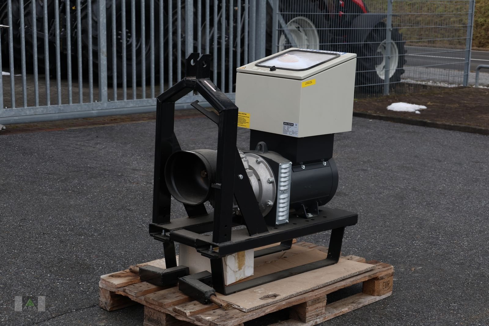 Stromgenerator типа Moll Notstromaggregat, Neumaschine в Markt Hartmannsdorf (Фотография 1)