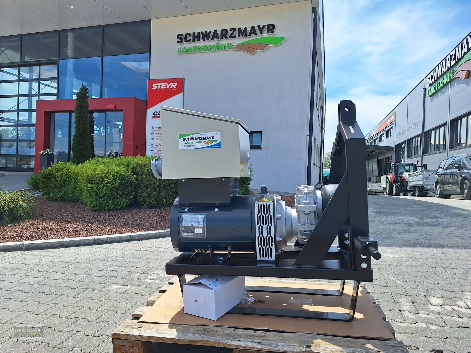 Stromgenerator of the type Moll ZGN-28/30, Neumaschine in Aurolzmünster (Picture 2)