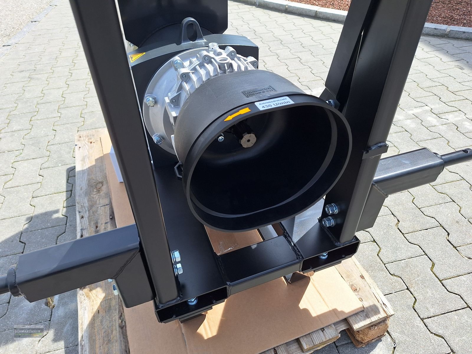 Stromgenerator of the type Moll ZGN-28/30, Neumaschine in Aurolzmünster (Picture 10)