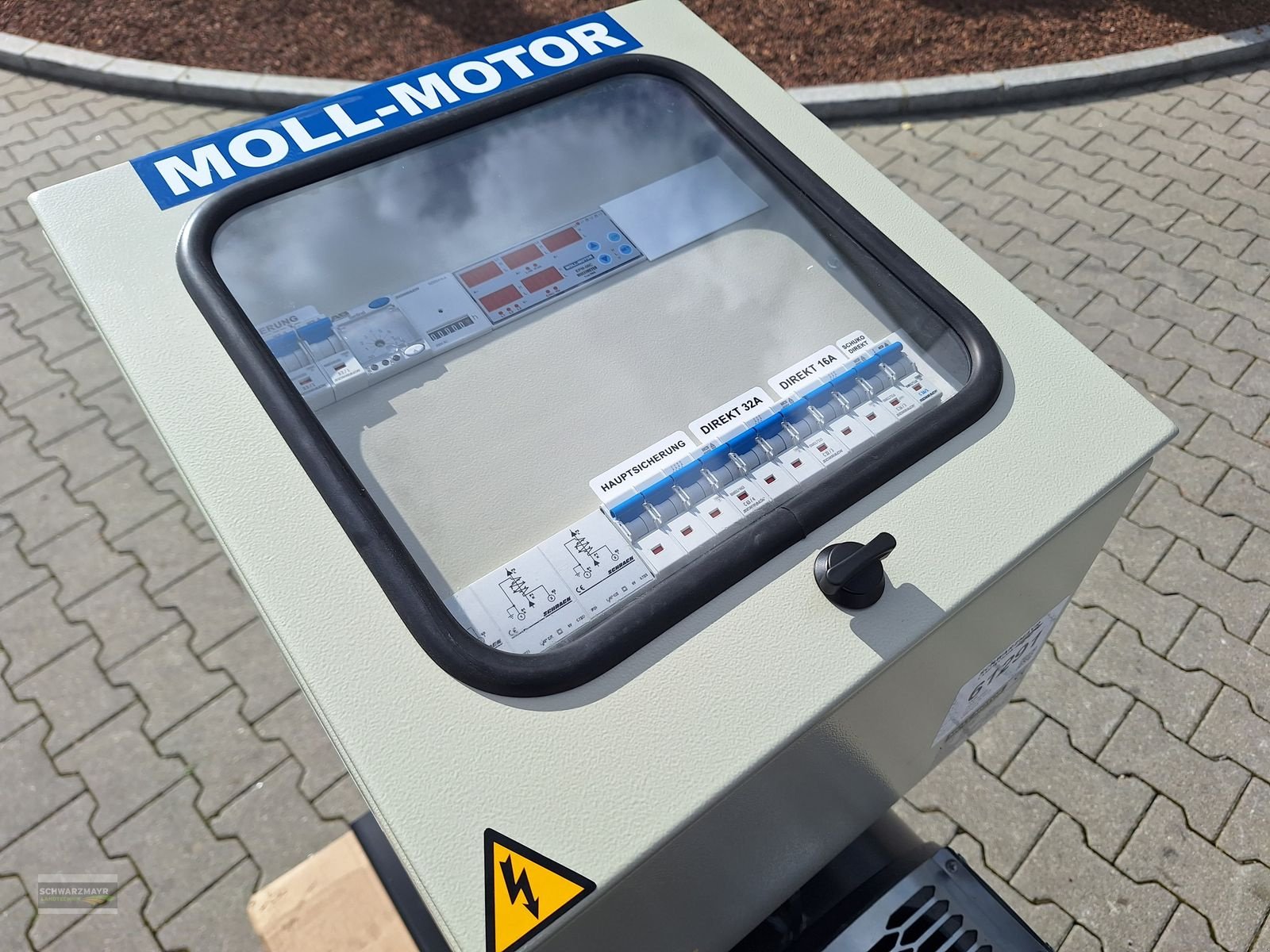 Stromgenerator of the type Moll ZGN-32/45, Neumaschine in Aurolzmünster (Picture 11)