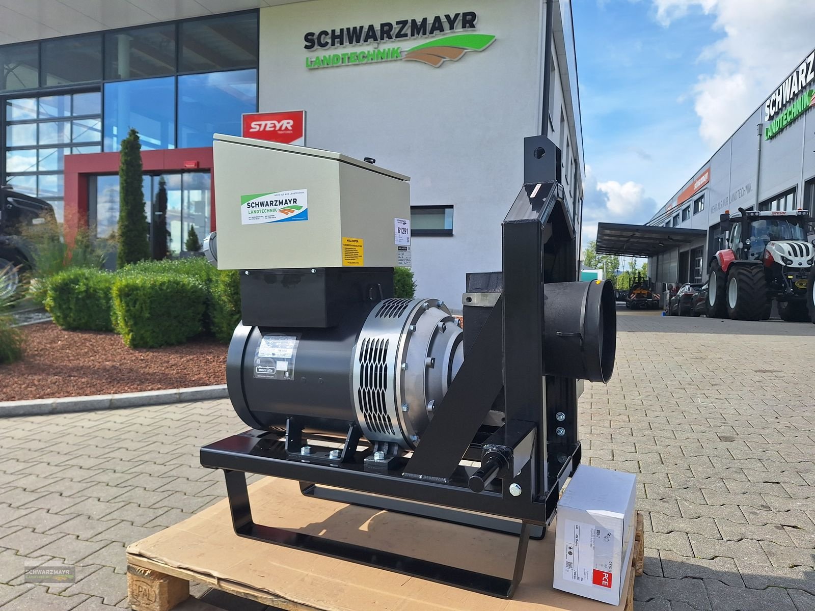 Stromgenerator of the type Moll ZGN-32/45, Neumaschine in Aurolzmünster (Picture 1)