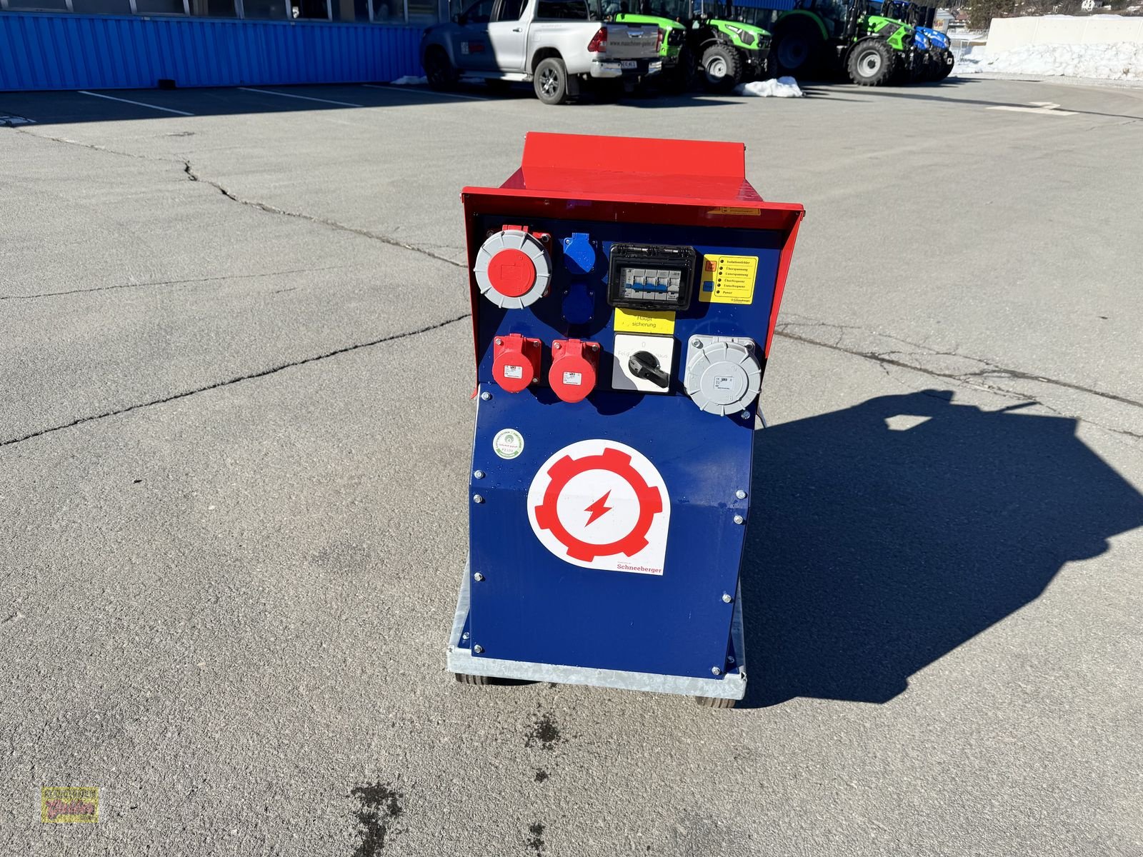 Stromgenerator of the type Schneeberger NSGL 42U 540U/min mit AVR Regelung Neuwertig, Gebrauchtmaschine in Kötschach (Picture 4)