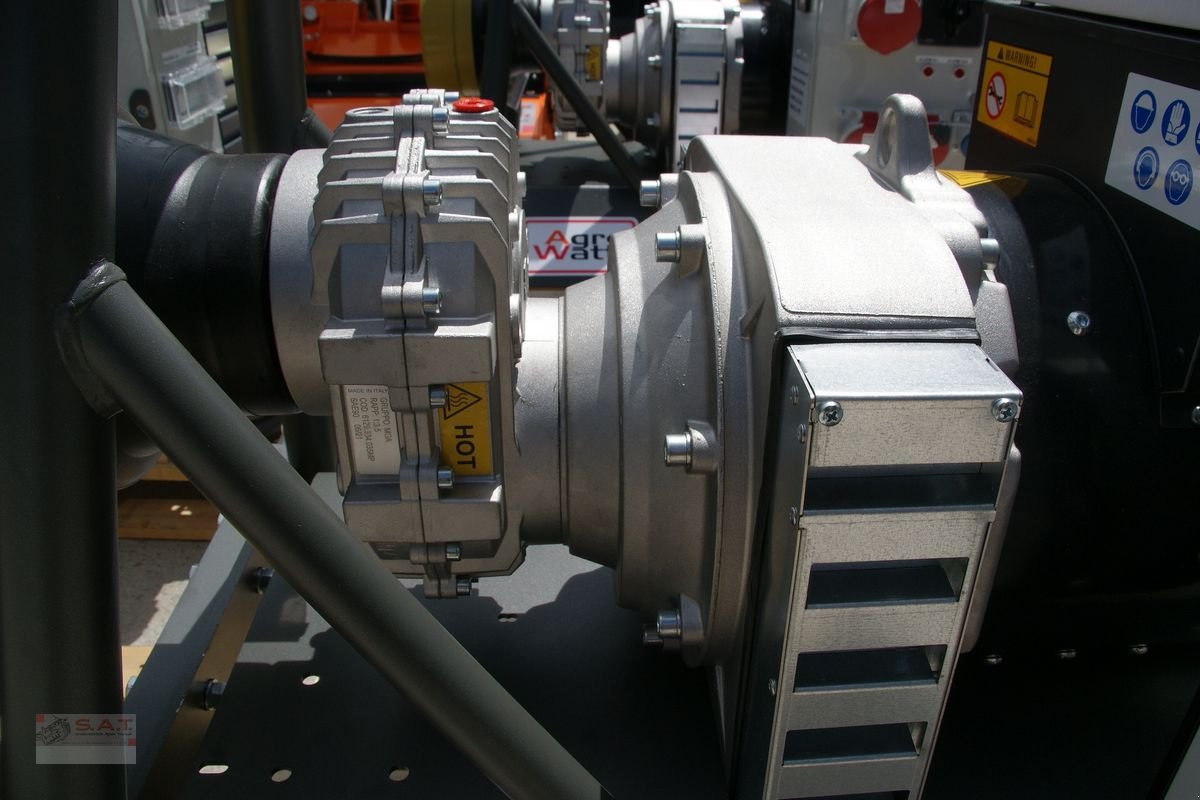 Stromgenerator of the type Sonstige Daru Notstromaggregat 30KVA-NEU, Gebrauchtmaschine in Eberschwang (Picture 9)