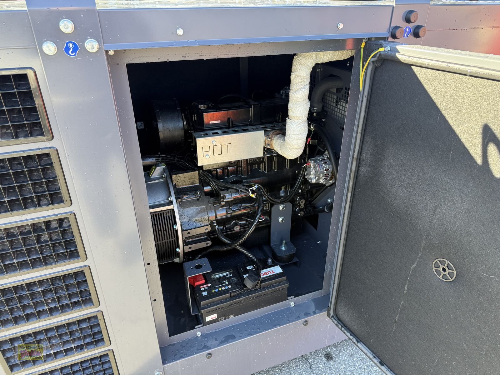 Stromgenerator of the type Sonstige FD 32 M-ST mit Mitsubishi Motor und Steckdosen, Neumaschine in Kötschach (Picture 8)