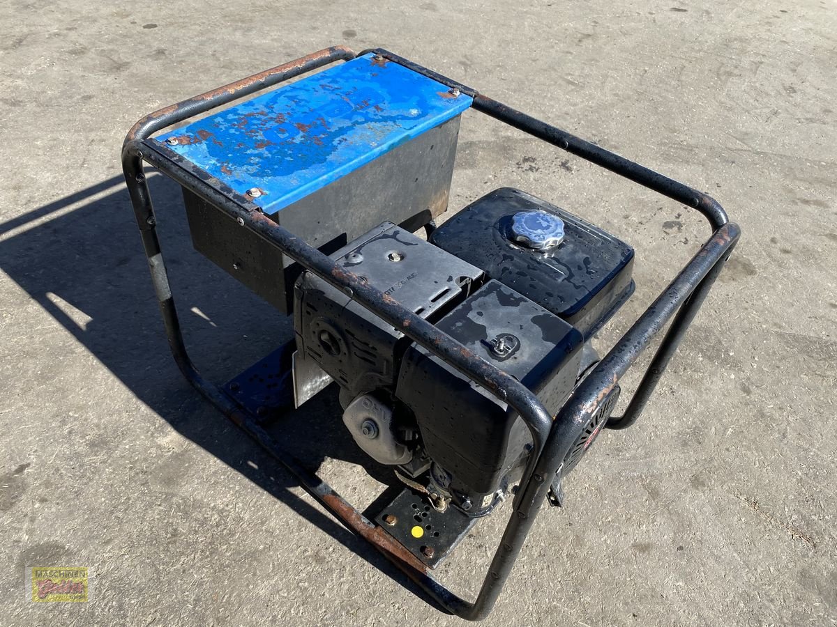 Stromgenerator of the type Sonstige GEKO 6000 mit Honda Motor, Gebrauchtmaschine in Kötschach (Picture 11)