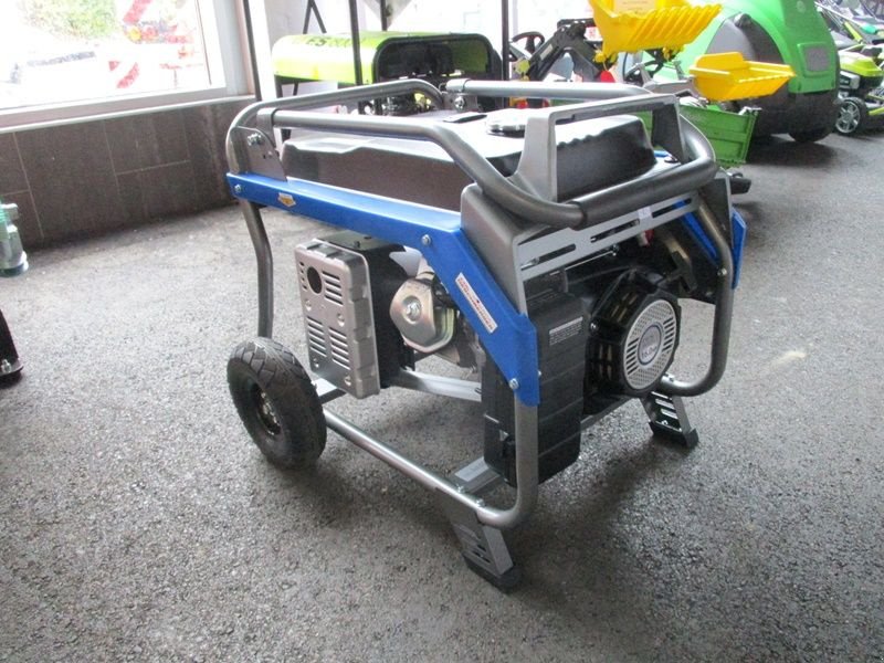 Stromgenerator of the type Sonstige Hartner 9000 SPTE Benzin-Stromerzeuger, Neumaschine in St. Marienkirchen (Picture 5)