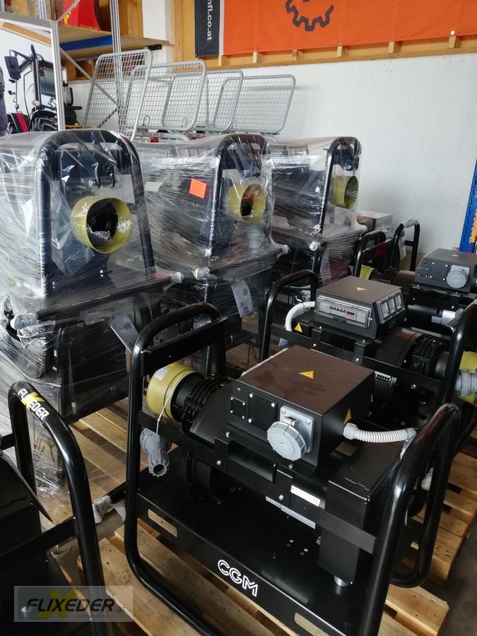 Stromgenerator of the type Sonstige Hartner ZG 30 kVA IP23 Zapfwellengenerator, Neumaschine in Pattigham (Picture 5)