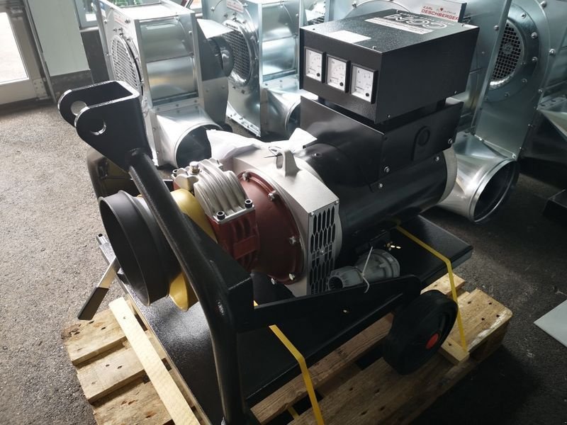 Stromgenerator of the type Sonstige Hartner ZG IP23, 15 kVA Zapfwellengenerator, Neumaschine in St. Marienkirchen (Picture 1)