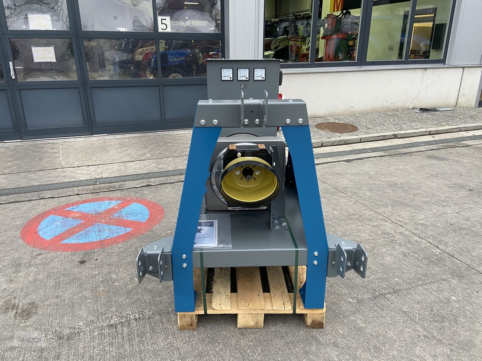 Stromgenerator des Typs Sonstige Notstromaggregat Bulle 85, Gebrauchtmaschine in Burgkirchen (Bild 2)