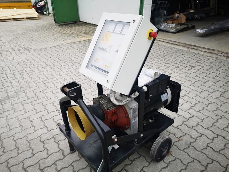 Stromgenerator van het type Sonstige ZG 40TR Zapfwellengenerator, Gebrauchtmaschine in St. Marienkirchen (Foto 1)