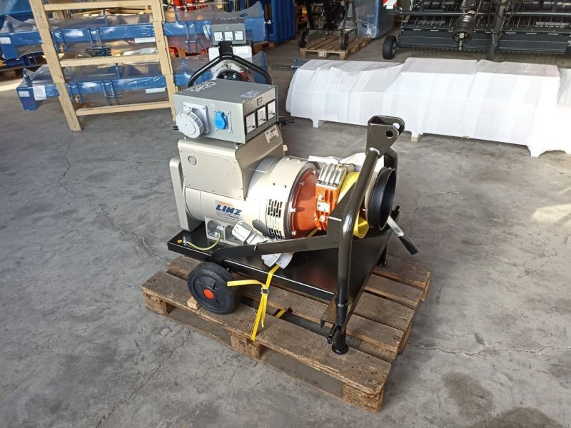 Stromgenerator des Typs Sonstige ZG IP23 42 KVA, Neumaschine in Grünbach (Bild 1)