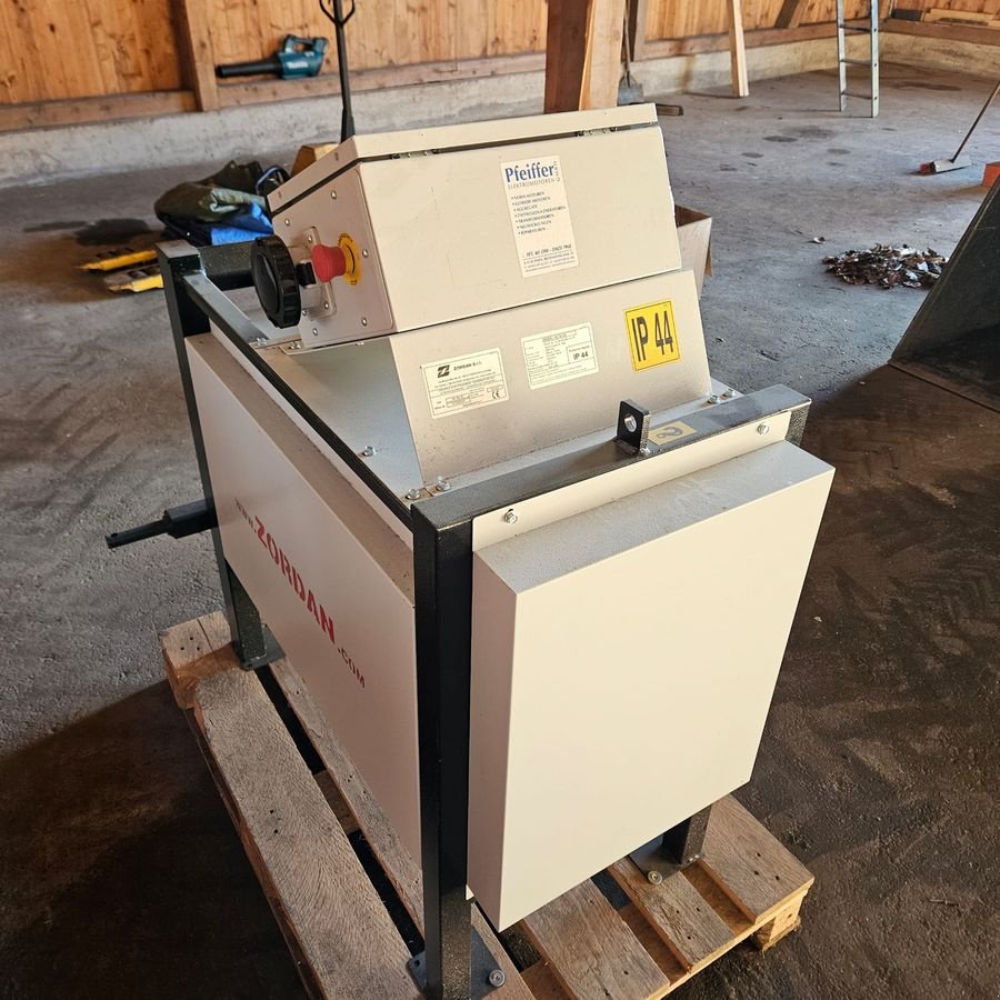 Stromgenerator of the type Sonstige Zordan AC 43 LE, Neumaschine in Hopfgarten (Picture 6)
