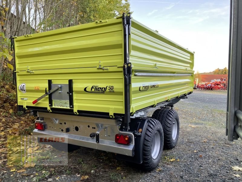 Tandemkipper des Typs Fliegl TDK 140 *15 JAHRE CNOB*, Neumaschine in Hof (Bild 5)