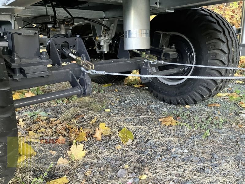 Tandemkipper des Typs Fliegl TDK 140 REDUZIERT!, Neumaschine in Hof (Bild 11)