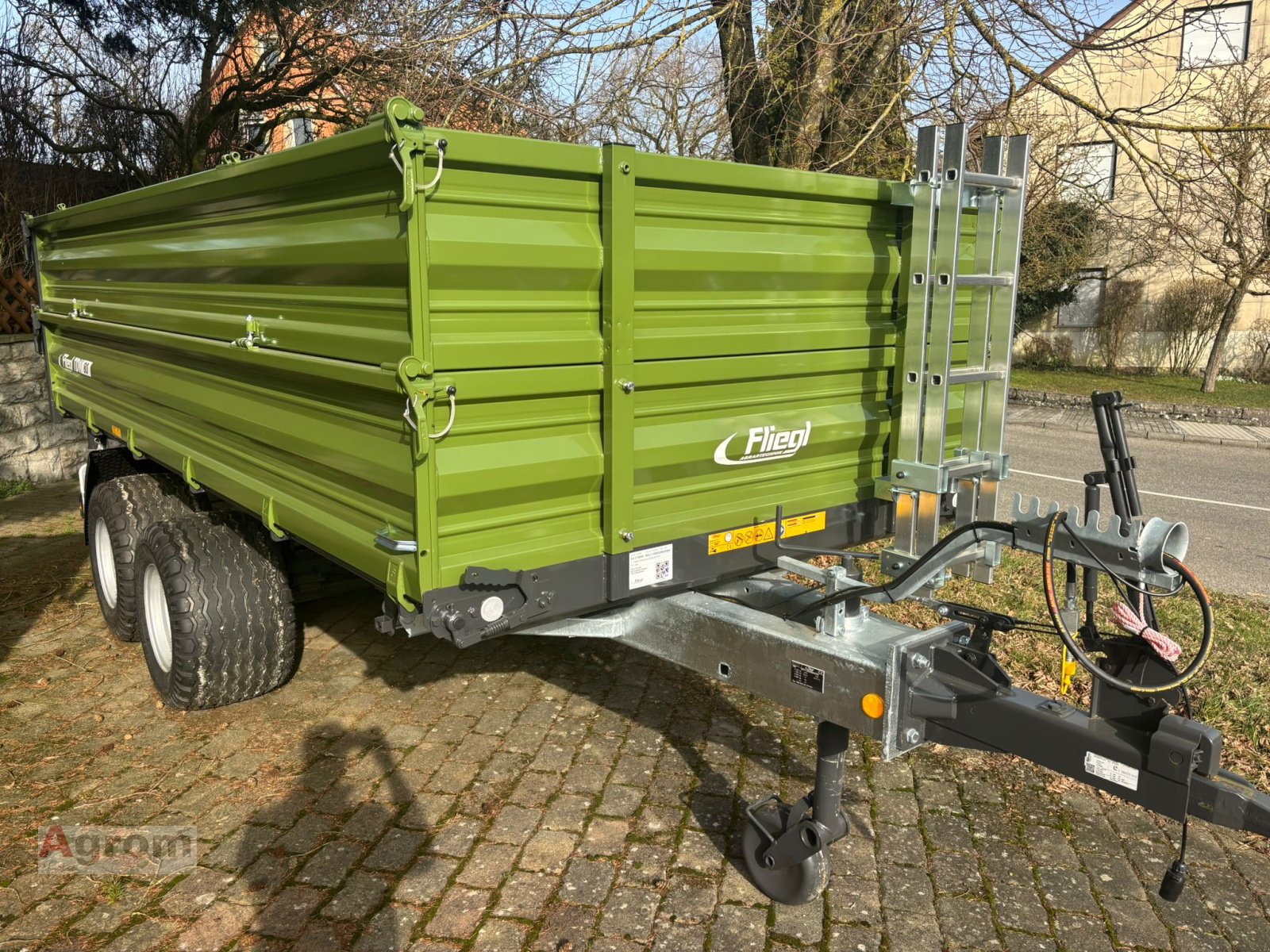Tandemkipper типа Fliegl TDK 80, Neumaschine в Blaufelden-Wiesenbach (Фотография 1)