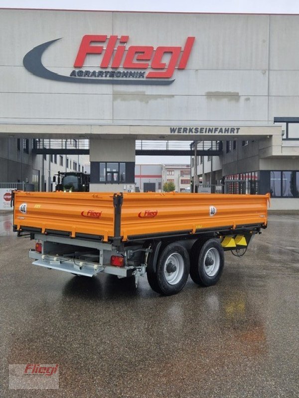 Tandemkipper of the type Fliegl TSK 115/90, Neumaschine in Mühldorf (Picture 5)