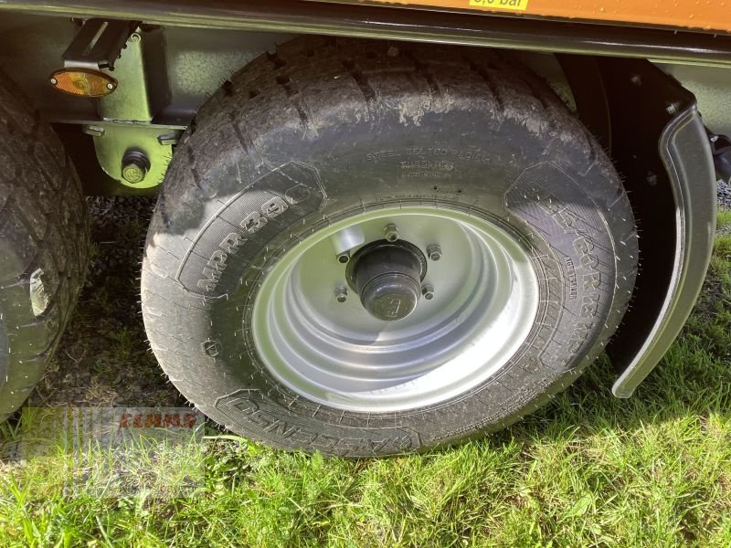 Tandemkipper des Typs Fliegl TSK 130 TIEFLADE-AUSFÜHRUNG, Neumaschine in Altenstadt a.d. Waldnaab (Bild 15)