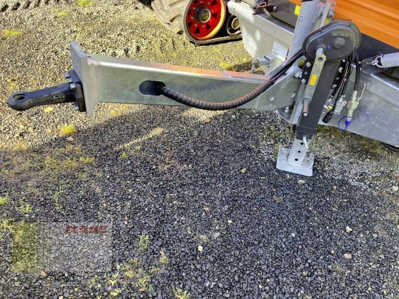 Tandemkipper des Typs Fliegl TSK 130 TIEFLADE-AUSFÜHRUNG, Neumaschine in Altenstadt a.d. Waldnaab (Bild 11)