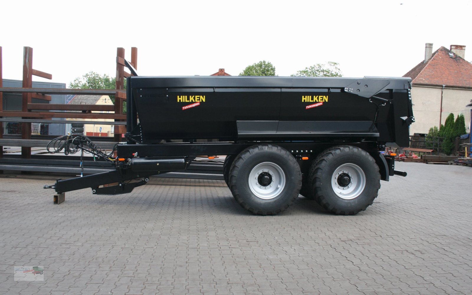 Tandemkipper des Typs Hilken Bauanhänger, Muldenkipper, HBM5300 Hardox 500TUF, 650/55R26.5, Neumaschine in Vorwerk (Bild 2)