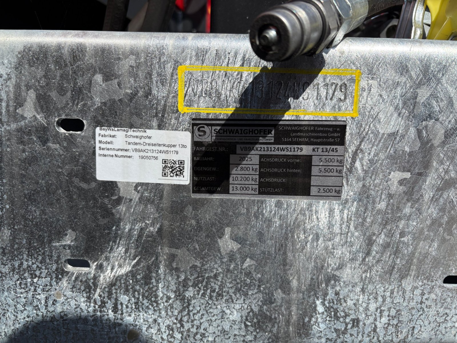 Tandemkipper des Typs Schwaighofer Tandem-Dreiseitenkipper 13.0 t, Neumaschine in Frastanz (Bild 4)